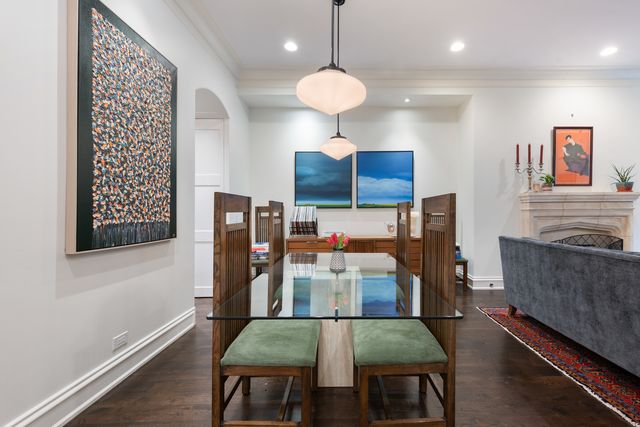 41 E Elm Street, Chicago, IL 60611