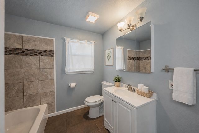 5824 Briarcliff Road, Haltom City, TX 76117