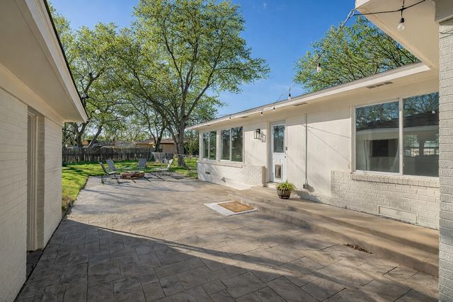 5824 Briarcliff Road, Haltom City, TX 76117