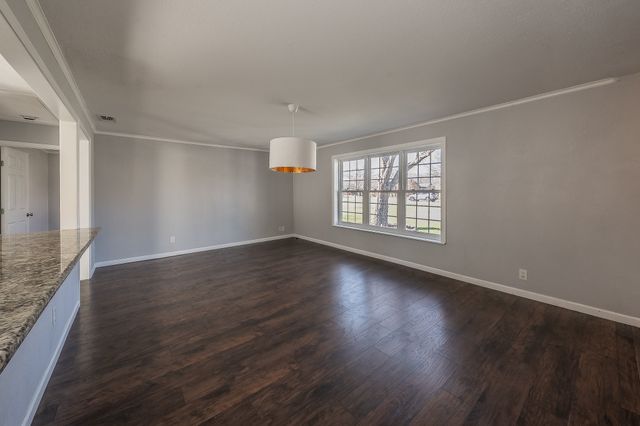 5824 Briarcliff Road, Haltom City, TX 76117