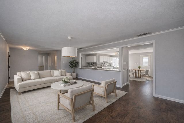 5824 Briarcliff Road, Haltom City, TX 76117