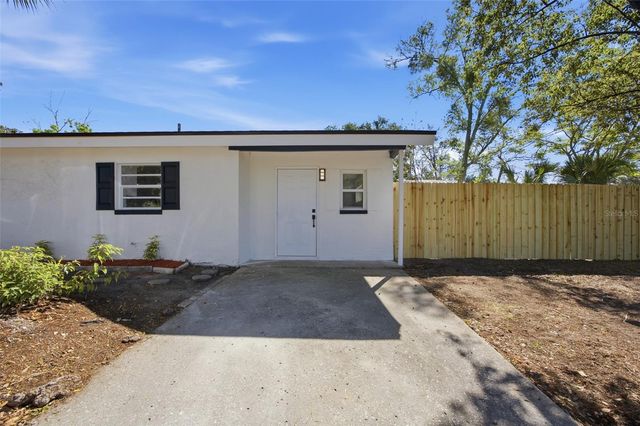 6052 CENTRAL AVENUE, New Port Richey, FL 34653