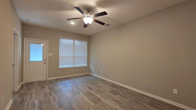 28056 Rocky Heights Drive, Spring, TX 77386