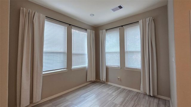 28056 Rocky Heights Drive, Spring, TX 77386