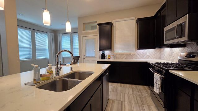 28056 Rocky Heights Drive, Spring, TX 77386