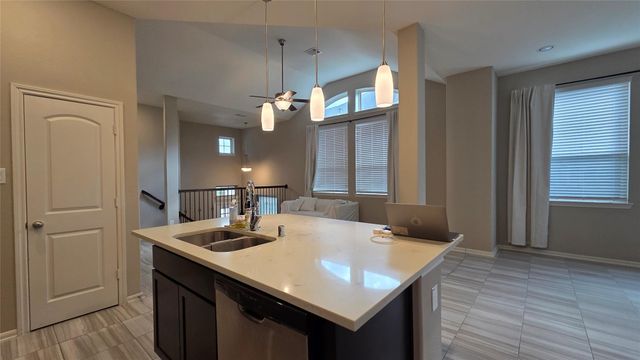 28056 Rocky Heights Drive, Spring, TX 77386