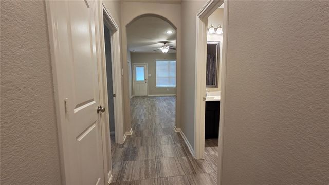 28056 Rocky Heights Drive, Spring, TX 77386