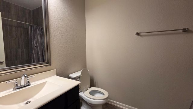 28056 Rocky Heights Drive, Spring, TX 77386