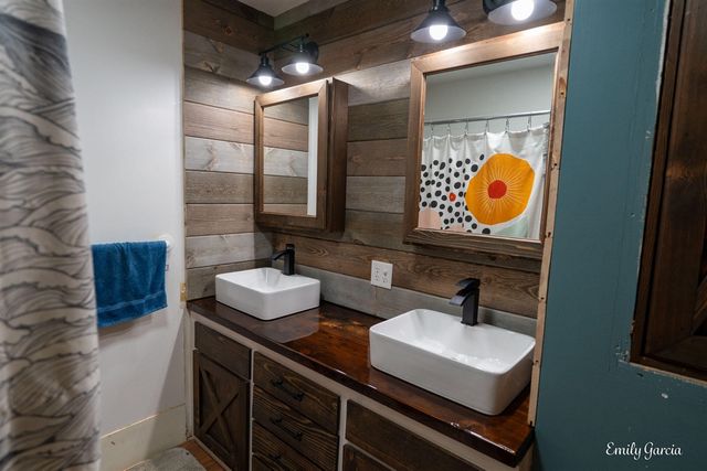 4184 Butternut Drive, Holland, MI 49424