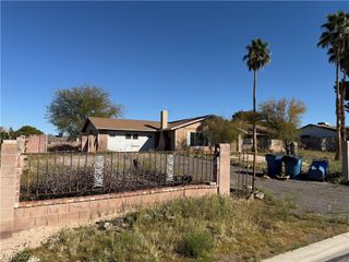 7984 Secretariat Lane, Las Vegas, NV 89123