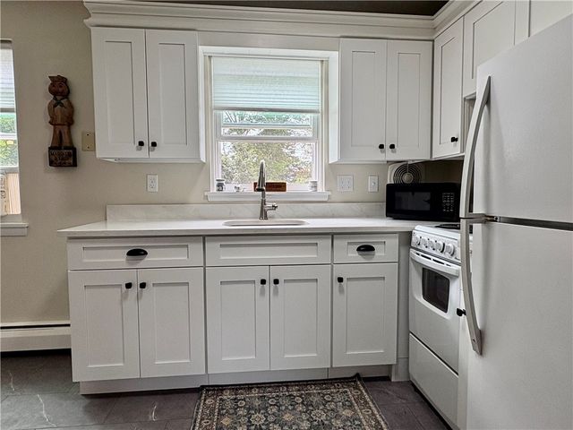 70 Carroll Avenue 1210, Newport, RI 02840