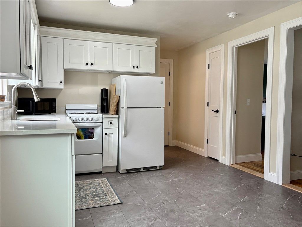 70 Carroll Avenue 1210, Newport, RI 02840