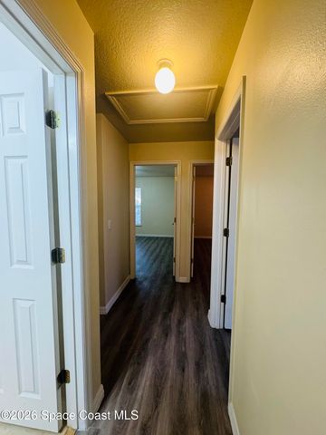 4550 Elena Way, Melbourne, FL 32934