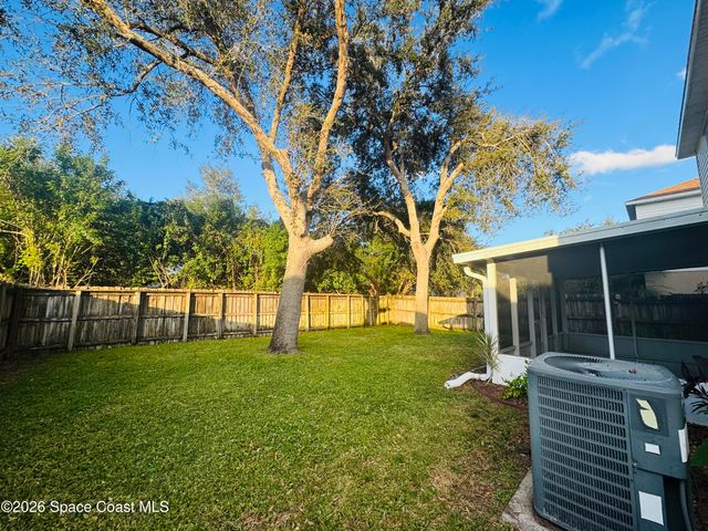 4550 Elena Way, Melbourne, FL 32934