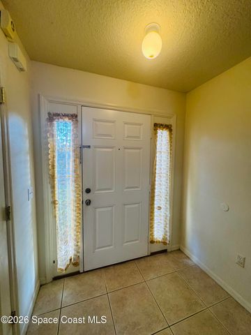 4550 Elena Way, Melbourne, FL 32934