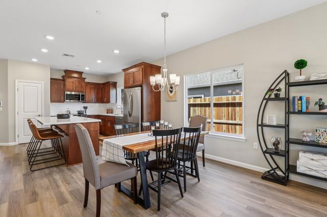 5129 St. Edwards Way, Elk Grove, CA 95758