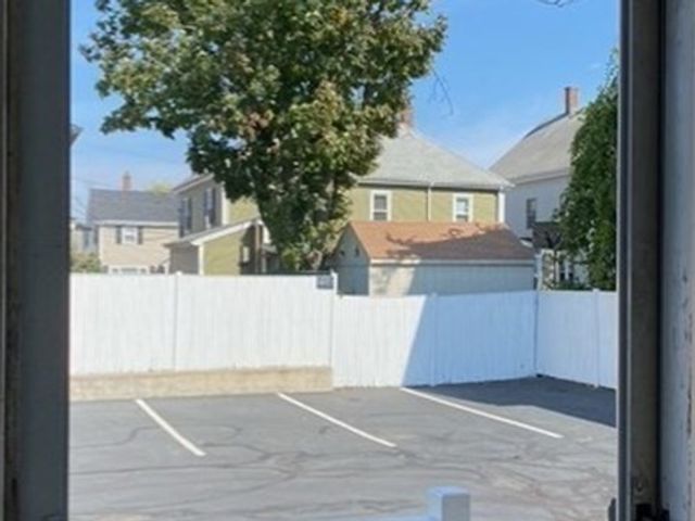 12 Cutter St 2, Waltham, MA 02453