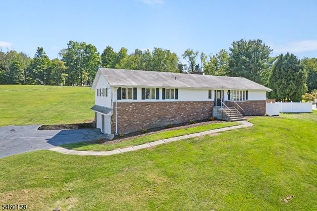 19 Dalrymple Rd, Frankford Twp., NJ 07826