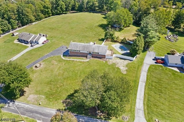 19 Dalrymple Rd, Frankford Twp., NJ 07826