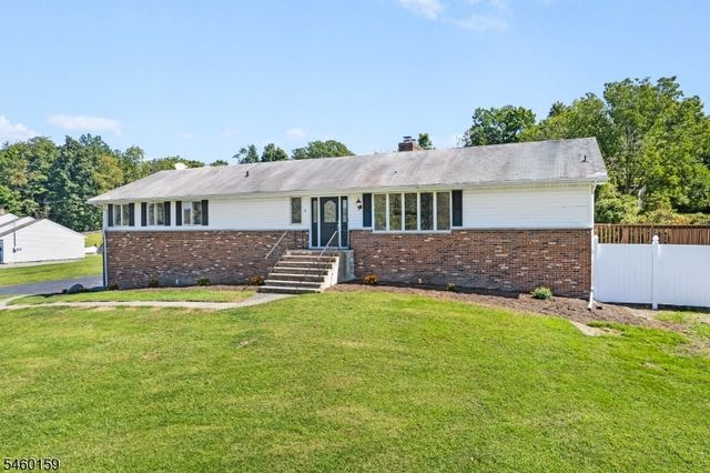 19 Dalrymple Rd, Frankford Twp., NJ 07826