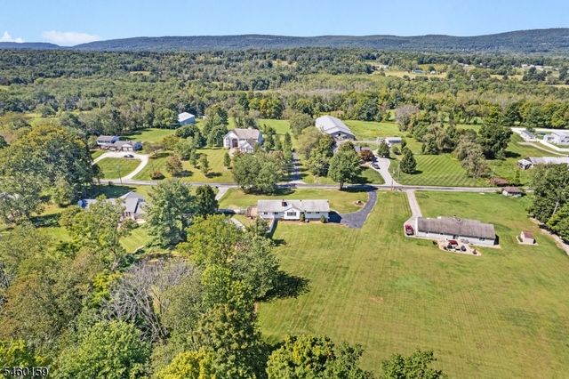 19 Dalrymple Rd, Frankford Twp., NJ 07826