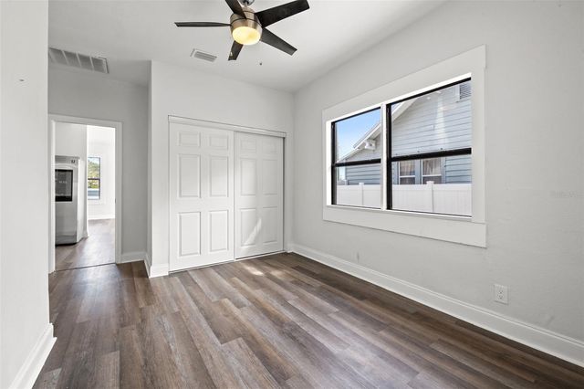 2824 5TH AVENUE N, St Petersburg, FL 33713