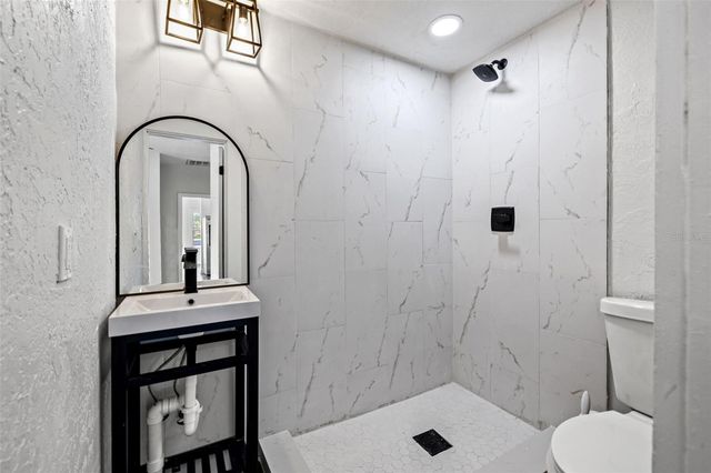 2824 5TH AVENUE N, St Petersburg, FL 33713