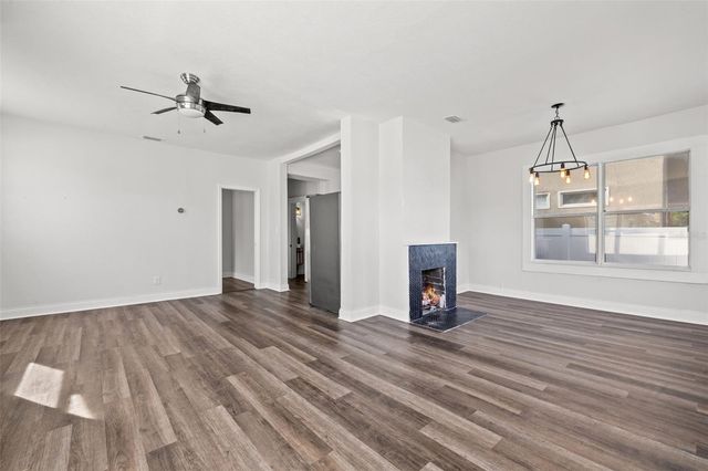 2824 5TH AVENUE N, St Petersburg, FL 33713