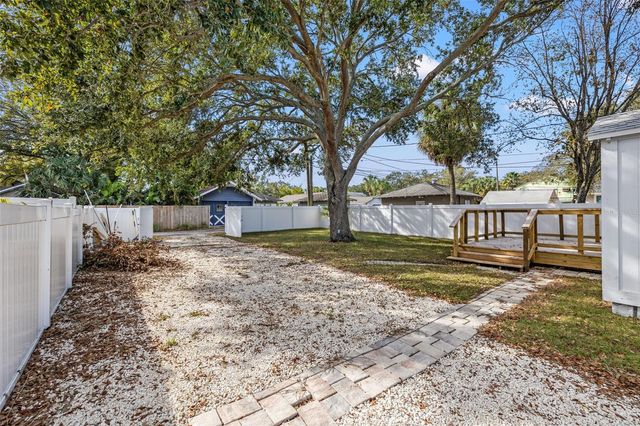 2824 5TH AVENUE N, St Petersburg, FL 33713