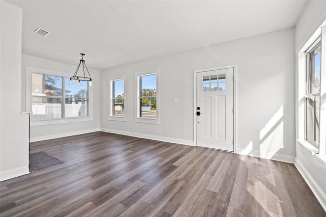 2824 5TH AVENUE N, St Petersburg, FL 33713