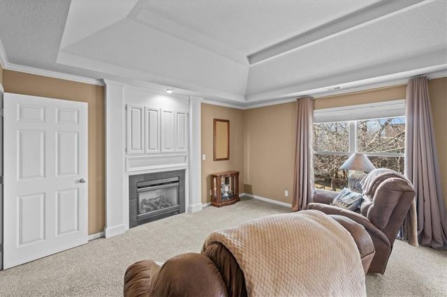 15724 Linden Street, Overland Park, KS 66224