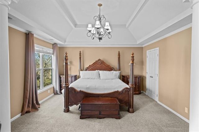 15724 Linden Street, Overland Park, KS 66224