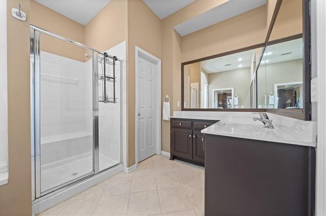 15724 Linden Street, Overland Park, KS 66224