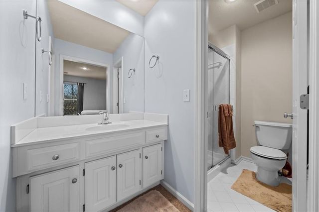 15724 Linden Street, Overland Park, KS 66224