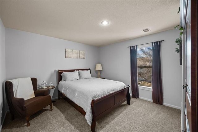 15724 Linden Street, Overland Park, KS 66224