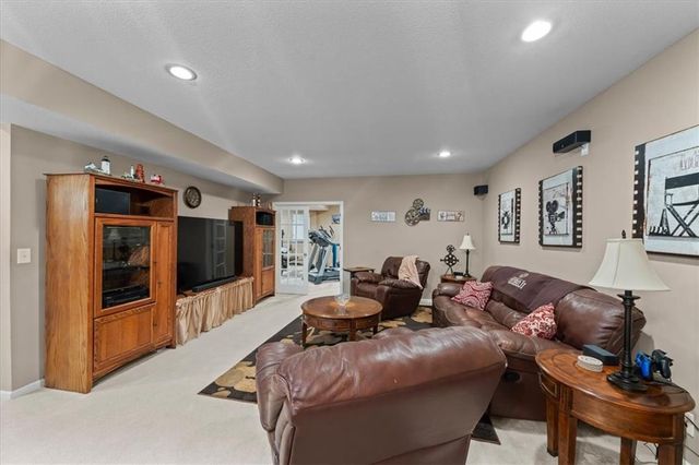 15724 Linden Street, Overland Park, KS 66224