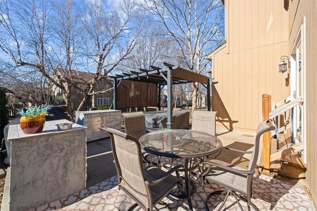 15724 Linden Street, Overland Park, KS 66224