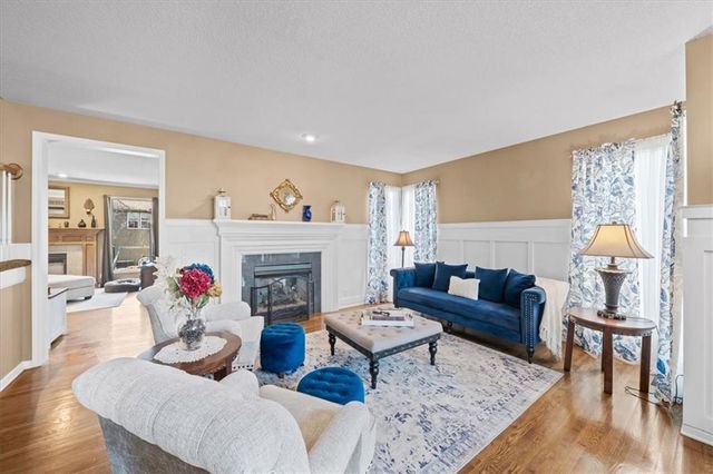 15724 Linden Street, Overland Park, KS 66224