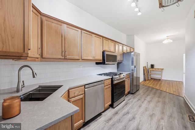 129 N COLLINGTON AVE, Baltimore, MD 21231