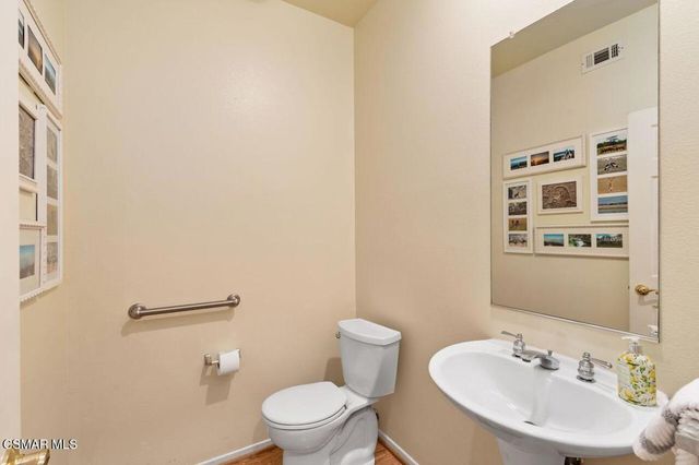 854 Calle Los Gatos, Camarillo, CA 93010