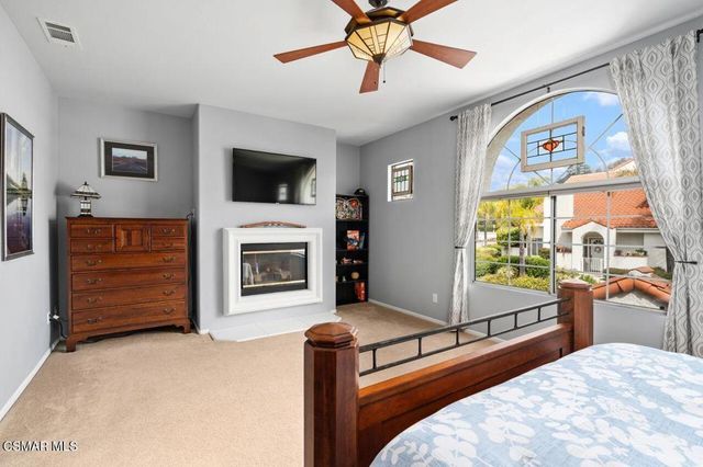 854 Calle Los Gatos, Camarillo, CA 93010