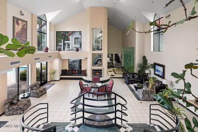 854 Calle Los Gatos, Camarillo, CA 93010
