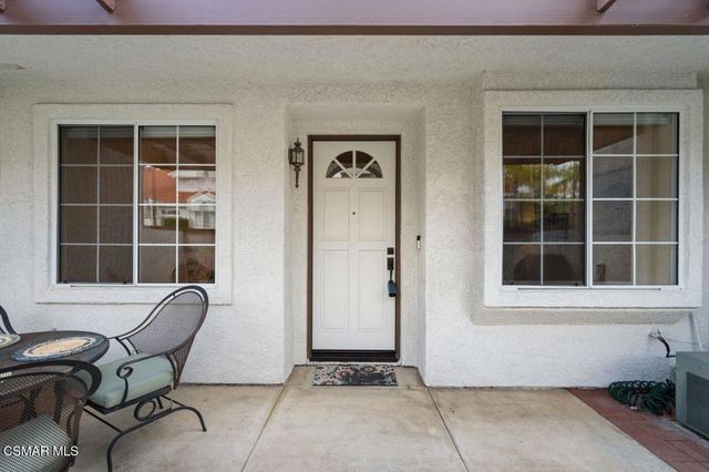 854 Calle Los Gatos, Camarillo, CA 93010