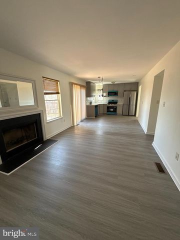 2085 JUNIPER DR, Coplay, PA 18037