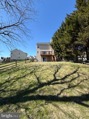 2085 JUNIPER DR, Coplay, PA 18037