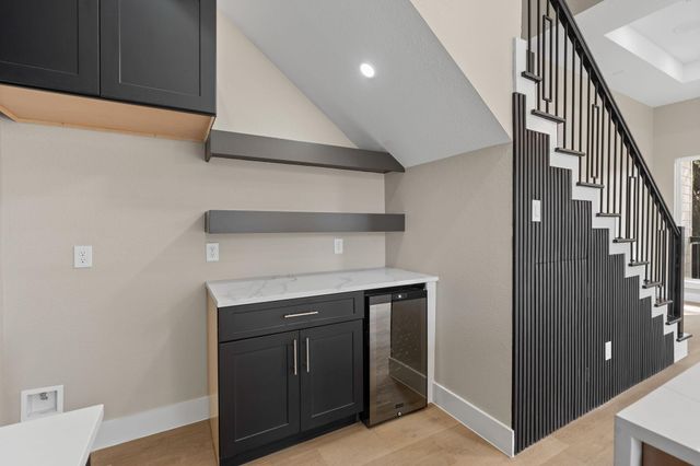 5002 Sunbeam Street, Houston, TX 77033