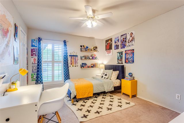 7002 Lake Mead Boulevard, Arlington, TX 76016