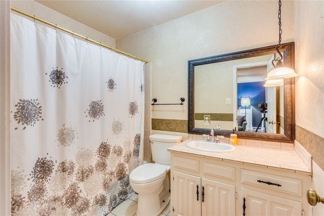 7002 Lake Mead Boulevard, Arlington, TX 76016