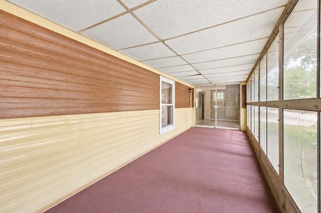 1 Hoover Circle, Loudon, NH 03307