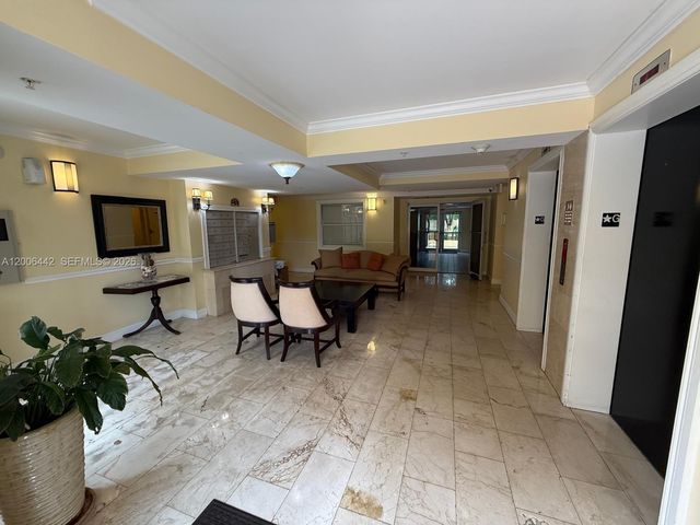 101 Sidonia Ave 301, Coral Gables, FL 33134